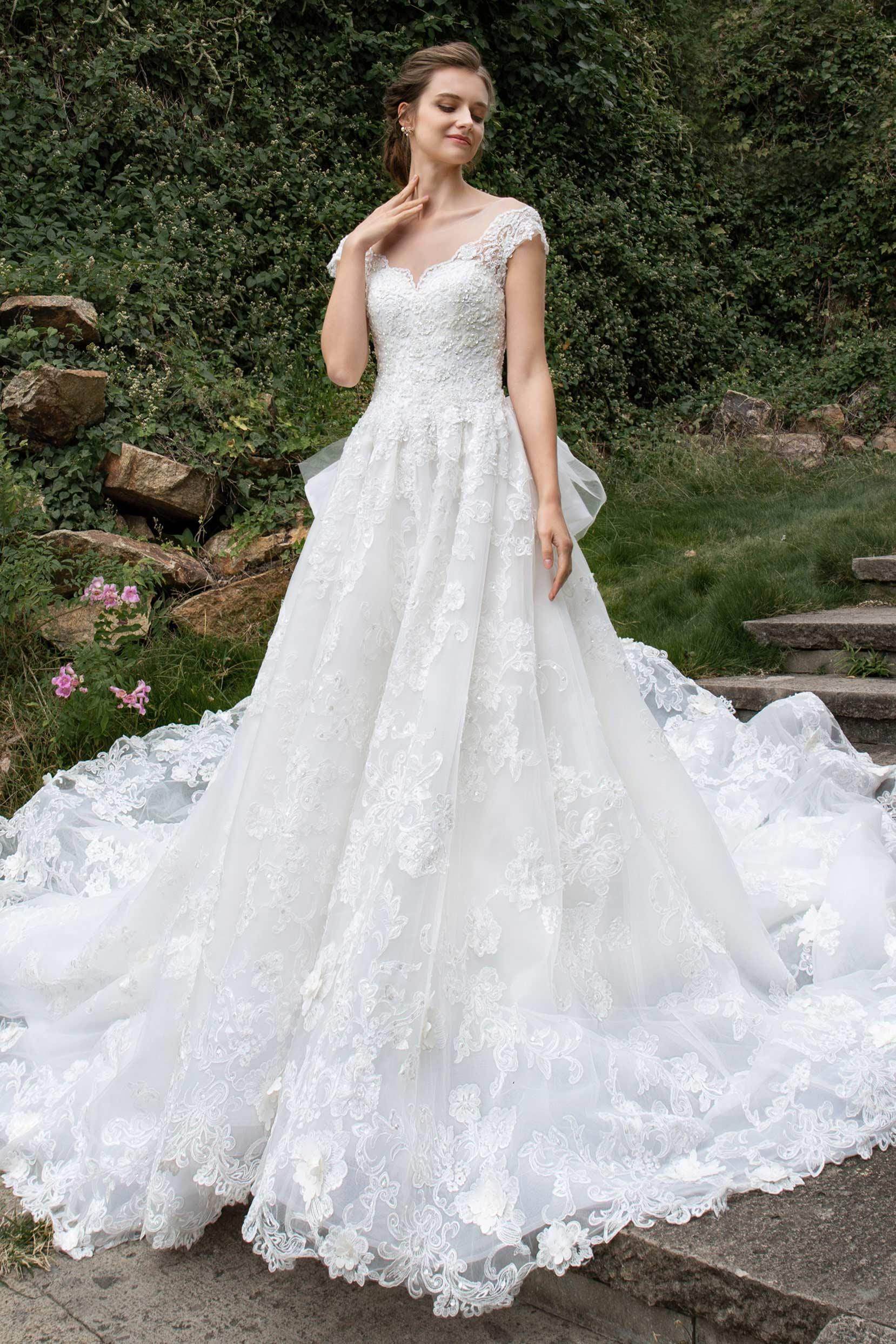 A-Line Cathedral Train Tulle Lace Wedding Dress CW2389 - COCOMELODY